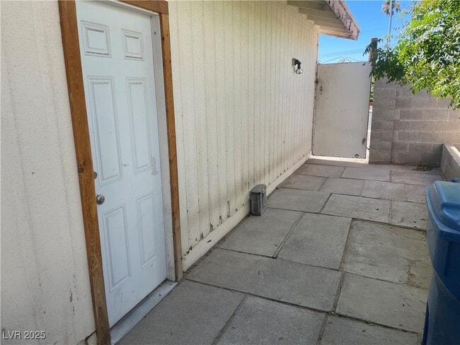 property at 2198 Capistrano Ave