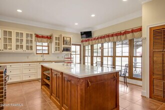 121 Beverly Dr in Lafayette, LA - Building Photo - Building Photo