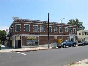 1906-1912 Cimarron St in Los Angeles, CA - Building Photo - Building Photo