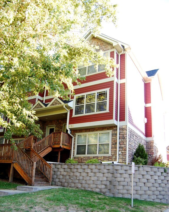1838 N Dubuque St in Iowa City, IA - Foto de edificio