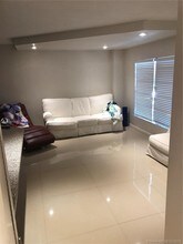 313 Hendricks Isle-Unit -2 in Fort Lauderdale, FL - Building Photo - Building Photo