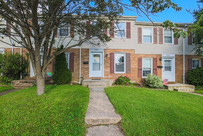 8507 Gradien Dr in Baltimore, MD - Building Photo - Building Photo