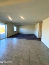 9007 Quail Grv Dr in Reno, NV - Building Photo - Building Photo