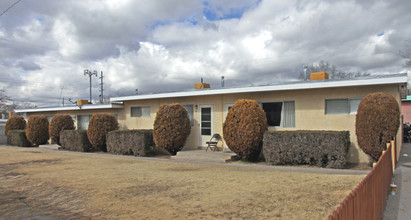 417-421 Chama St SE in Albuquerque, NM - Building Photo - Building Photo