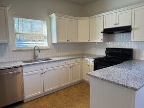 1252 Washington Dr in Moody, AL - Building Photo - Building Photo