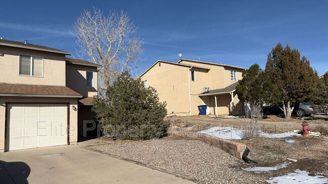 247 W Coral Dr in Pueblo West, CO - Building Photo - Building Photo