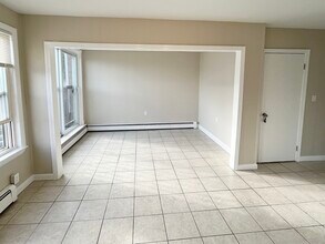 263 Everett St in Boston, MA - Building Photo - Building Photo
