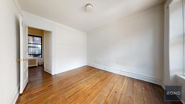 1427 York Ave in New York, NY - Building Photo - Building Photo