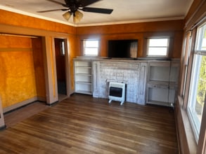 1021 Chestnut Ave in Long Beach, CA - Building Photo - Building Photo