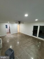 13201 Conrad Ct in Woodbridge, VA - Building Photo