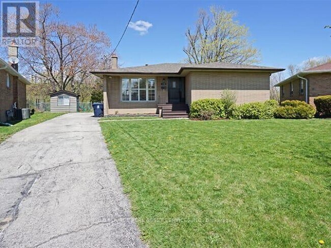 property at 146 Roebuck Dr