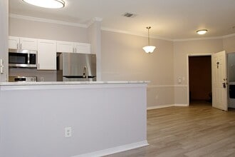 3555 Conroy Rd in Orlando, FL - Building Photo - Building Photo