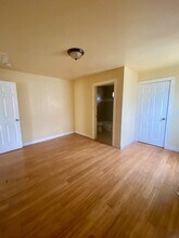 4212 Davenport St in Houston, TX - Foto de edificio - Building Photo