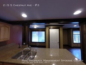 215 S Chestnut St-Unit -#3 in Spokane, WA - Building Photo - Building Photo