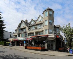 2201-2209 W 1st Ave in Vancouver, BC - Building Photo