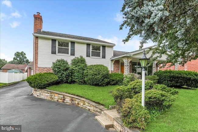 400 Kennerly Rd in Springfield, PA - Building Photo - Building Photo
