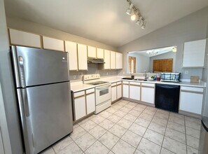 6757 W Gardenia Ave in Glendale, AZ - Building Photo - Building Photo