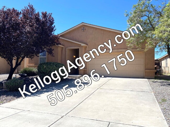 property at 1631 Calle de Roja Dr SE