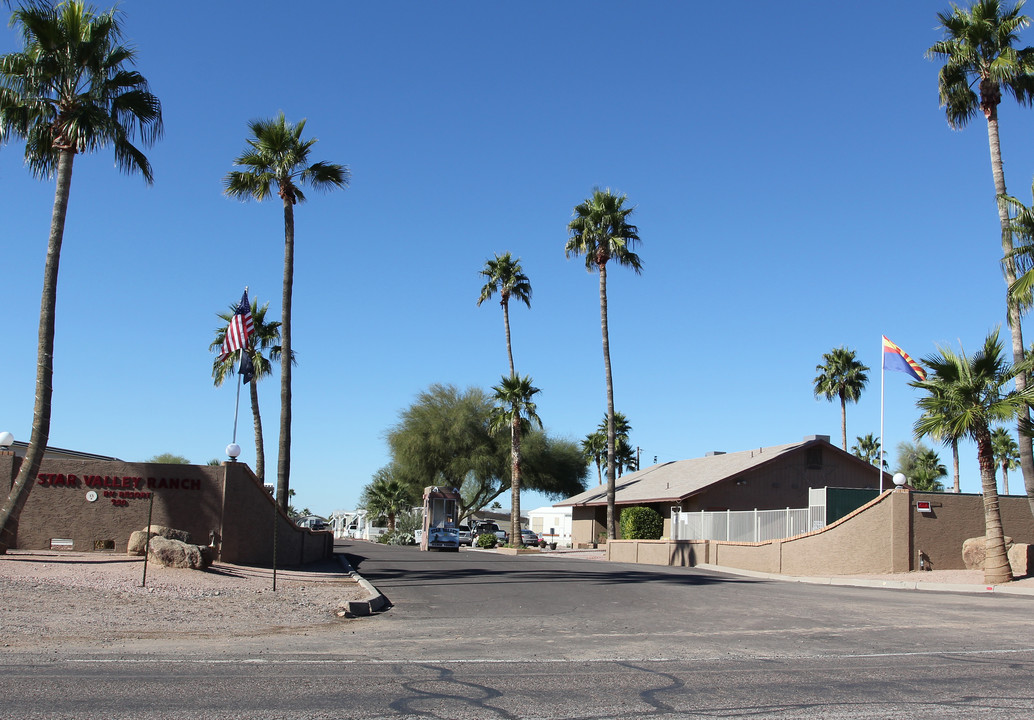 Star Valley Ranch Resort in Apache Junction, AZ - Building Photo