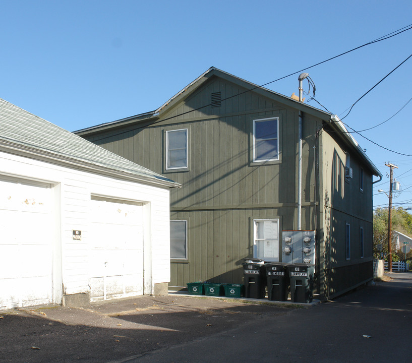 381 Strawberry Ave in Bloomsburg, PA - Building Photo