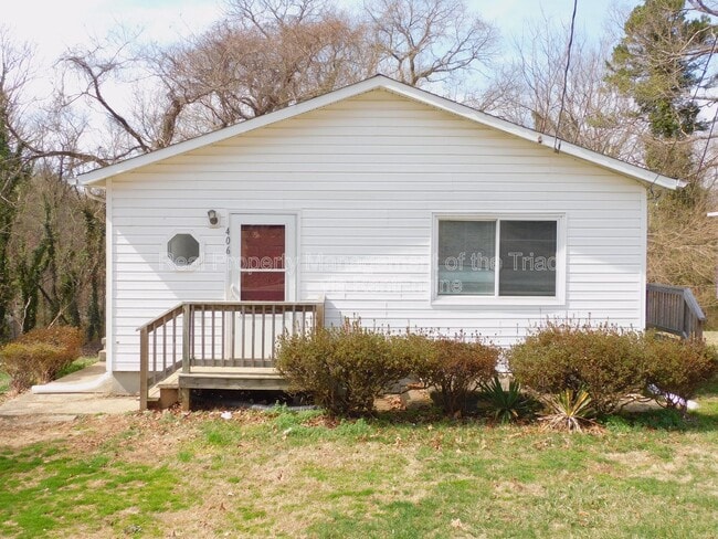 property at 406 Mason St NE