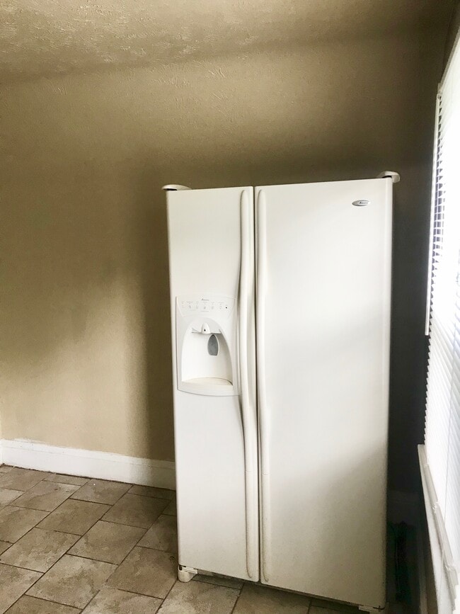 1665 Cliffview Rd, Unit 3 in Cleveland, OH - Building Photo - Building Photo