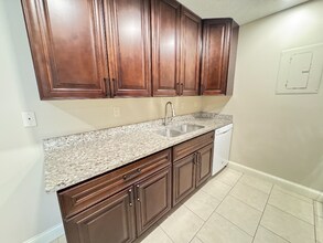 5100 Emerald Dr in Lincoln, NE - Building Photo - Building Photo