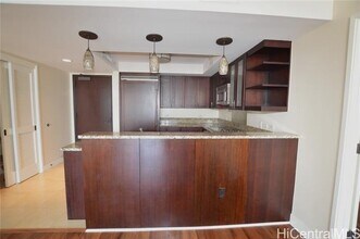 1551 Ala Wai Blvd in Honolulu, HI - Building Photo - Building Photo