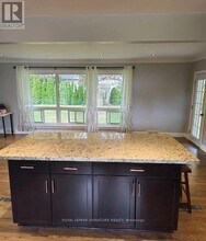 1457 Rometown Dr in Mississauga, ON - Building Photo - Building Photo