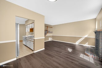 1202 S Parkside Dr in Palatine, IL - Building Photo - Building Photo