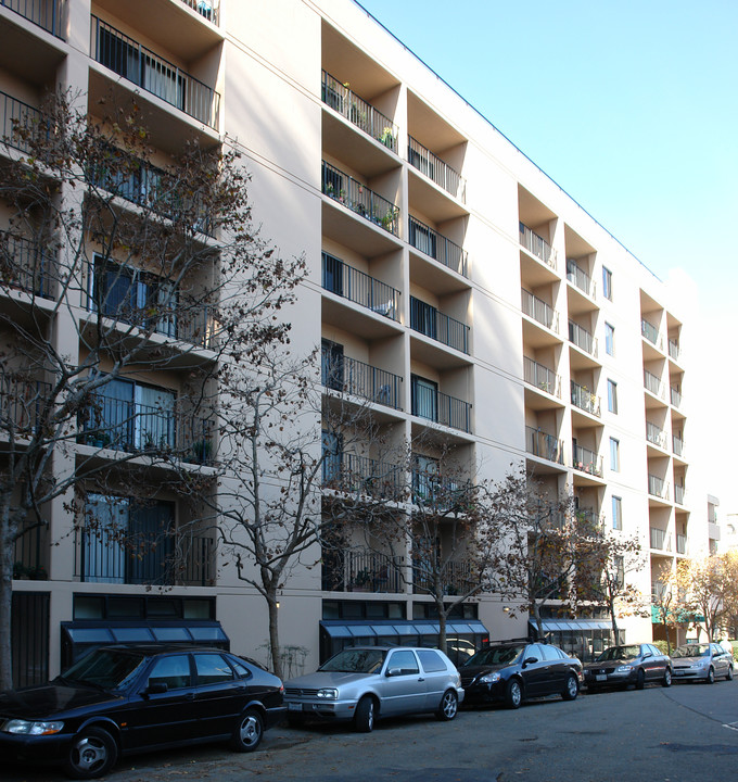 Wharf Plaza I & II in San Francisco, CA - Foto de edificio