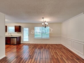 131 Hidden Creek Dr in Canton, GA - Building Photo - Building Photo