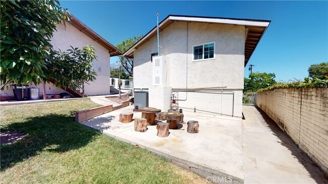 property at 2495 Vista Dr