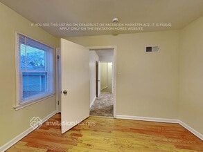 9024 S Albany Ave in Evergreen Park, IL - Building Photo - Building Photo