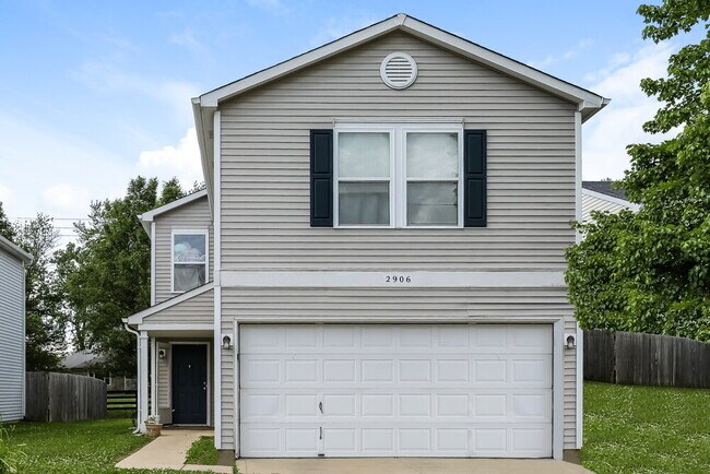 property at 2906 Redland Ln