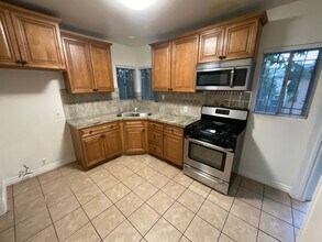 515-521 S Tamarind Ave in Compton, CA - Building Photo - Building Photo