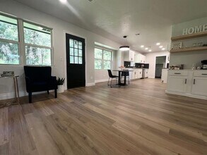 6500 N Luther Rd in Harrah, OK - Building Photo - Building Photo