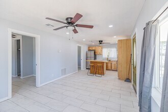 416 Virginia Ave in Alamogordo, NM - Building Photo - Building Photo