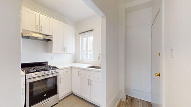 1049 Post St in San Francisco, CA - Building Photo - Building Photo