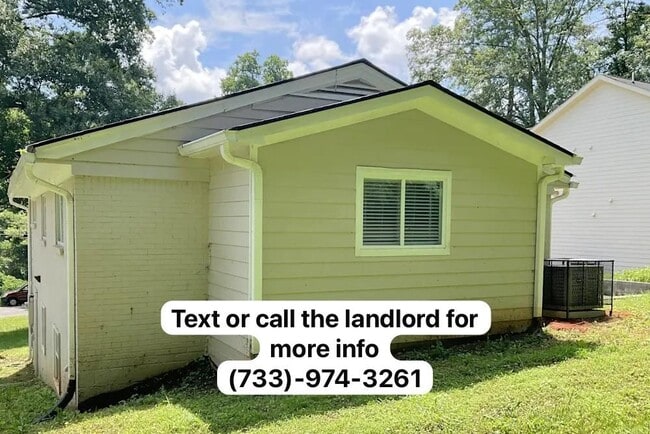 2121 Nichols Ln in Decatur, GA - Building Photo - Building Photo