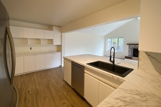 8707 Holly Dr in Canton Township, MI - Building Photo - Building Photo