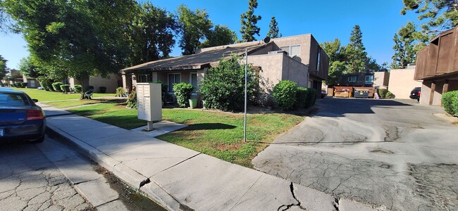 2105 Pinon Springs Cir