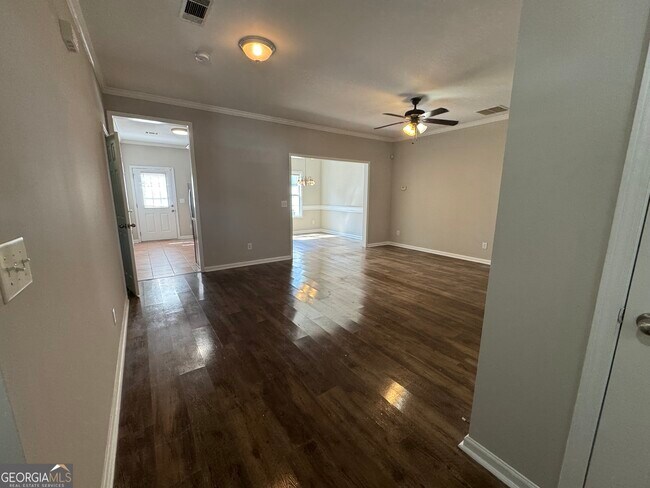 272 Village Dr in Loganville, GA - Building Photo - Building Photo