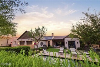 10203 E Camelot Ct in Scottsdale, AZ - Building Photo - Building Photo