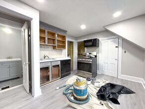 173 Elm St in Braintree, MA - Building Photo - Building Photo