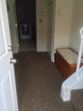 175 W Spring St, Unit 3 in West Haven, CT - Building Photo - Building Photo