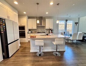 2213 Nightjar Song Dr in Leander, TX - Building Photo - Building Photo