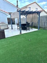 2484 SW 177th Terrace in Miramar, FL - Building Photo - Building Photo