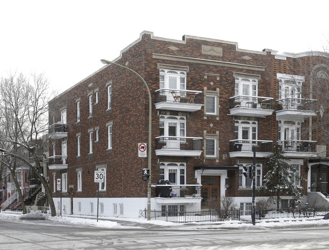 1036 St-joseph Blvd in Montréal, QC - Building Photo - Primary Photo