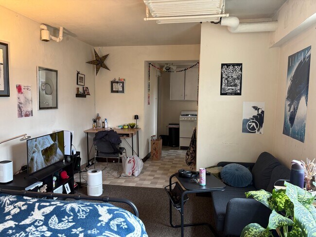 114 W Gilman St in Madison, WI - Building Photo - Building Photo